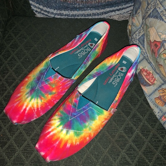 BOBS BY SKECHERS PRIMARY COLOR TIE DYE FLATS, LADIES 9 - Picture 7 of 8